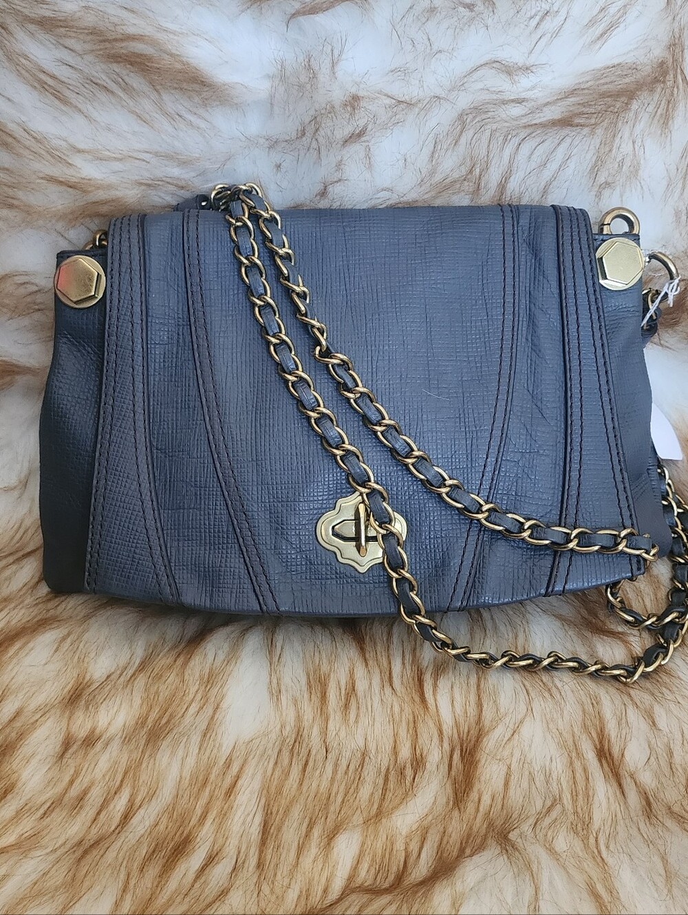 Gray Chain-Detail Women's Shoulder Bag - Brand Not Visible